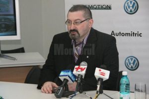 Suceveanul Radu Ianovici este reprezentantul Asociaţiilor de Pacienţi cu Cancer din România, ...