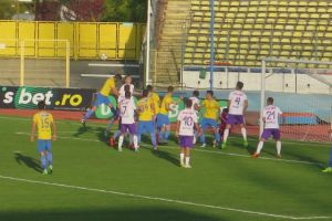 Adversari publici pentru Petrolul