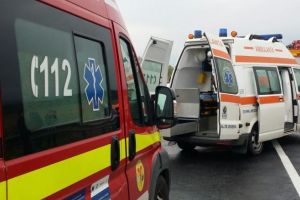 FOTO. Accident grav în judeţ. Cinci victime, după un impact între un camion şi două maşini
