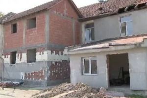 România anului 2019: Liceu vechi de 40 de ani, fără toalete şi autorizaţii! Nici după 12 ani nu sunt gata W.C.-urile! „Copiii se abţin până ajung acasă”