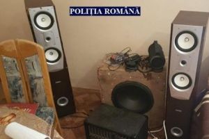Cinci tâlhari contrabandişti prinşi de Poliţie