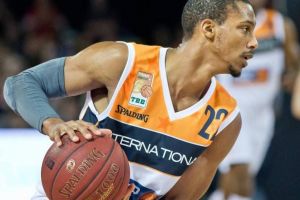 CSU Sibiu a transferat un nou american – Bun venit Barry Stewart!