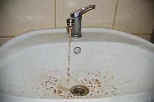 Compania de Apă Oradea spală din nou reţelele. Vezi când rămâi fără apă!