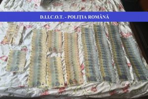 Procurorii DIICOT efectueaza perchezitii domiciliare (galerie foto)