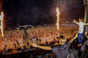 Peste 55.000 de participanţi, în prima zi, la Neversea. G-Eazy: “Sunteţi incredibili! Te iubesc, România!”