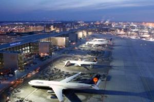 Alertă cu bombă! Aeroportul din Frankfurt anunţă întârzieri