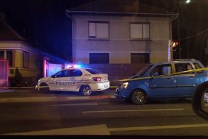 FOTO Maşină de poliţie implicată într-un accident pe Milea – Poliţist dus la spital