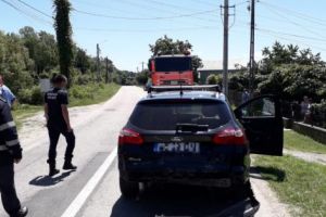 Copilă rănită în accident la Budeasa