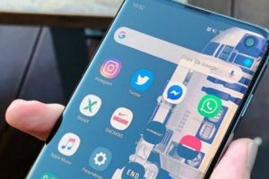 Atenţie! O aplicaţie falsă Samsung a păcălit deja 10 milioane de persoane. News alert