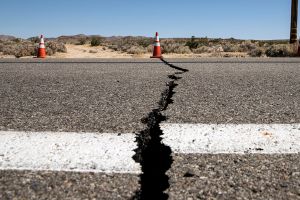 Cutremur cu magnitudinea de 7,1 în California. Este al doilea seism puternic din ultimele 24 de ore (VIDEO)