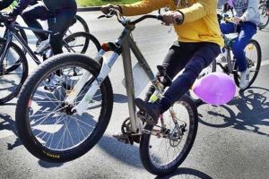 Curs de prim ajutor în caz de înec şi arsuri la VpB Fest, în Timişoara, pe bulevardul Vasile Pârvan