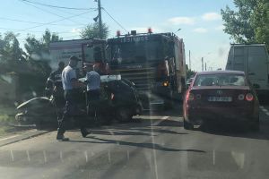 Circulaţie îngreunată la intrare în Ulmi dinspre Bucureşti din cauza unui accident!