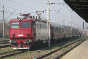 CFR a anulat sau a restricţionat traficul pentru mai multe trenuri din judeţ