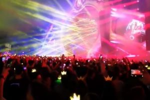 Manele la NEVERSEA. Reacţia uimitoare a publicului