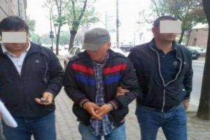 Ce se întâmplă cu deţinutul care l-a ameninţat pe preşedintele Iohannis ”cu moartea prin tăierea gâtului”