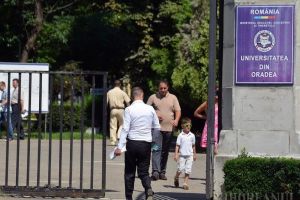 Tinerii bihoreni care au absolvit un liceu din mediul rural pot face facultatea gratuit, la Universitatea din Oradea