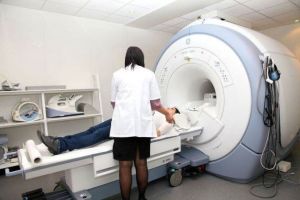 Finanţare de 7,45 de milioane de lei pentru două spitale din judeţul Alba, pentru echipamente şi aparatură medicală