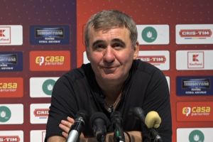 Hagi:'' La Petrolul, Arpi a gafat, la noi scoate tot!