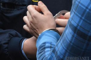 Fugar după gratii: Un bihorean urmărit international pentru înşelăciune, fraudă fiscală şi trafic de persoane a fost prins în Avram Iancu