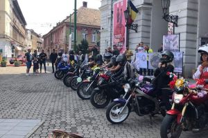 Feminitate pe MOTOARE! Bikeriţele au făcut show în Arad (GALERIE FOTO)