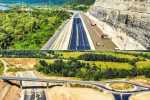 VIDEO. Autostrada A1 Lugoj-Deva, loturile 3 şi 4, tot mai aproape de inaugurare, la şase ani de la semnarea contractelor