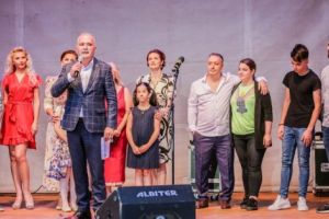 ARTgeş FEST – UN FESTIVAL ÎN CARE ARGEȘUL ÎȘI PROMOVEAZĂ VALORILE.