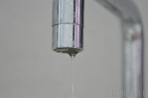 Compania de Apă Oradea: Câteva străzi rămân fără apă, miercuri, din cauza unor lucrări la reţele