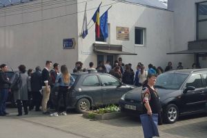 Refuzi să munceşti, nu mai primeşti ajutor social. Legea care le-a pus gând rău puturoşilor, trimisă la la promulgare