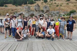 Incursiune în cultura şi istoria turcă pentru profesori şi elevi de la Colegiul ”Petru ...