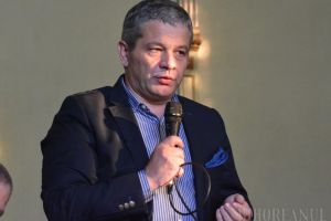 De ce şi-a tras Bodog consiliere