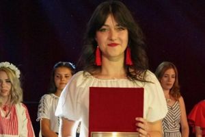 Trofeul “Voices”, câştigat de o studentă de la UMFST