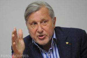 Ilie Năstase a fost condamnat definitiv la 9 luni şi 10 zile de închisoare cu suspendare