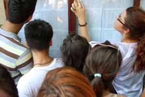 Premii pentru performerii de la bac şi evaluarea naţională