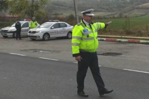 Tânăr de 18 ani din Leliceni, alergat pe câmp de poliţişti