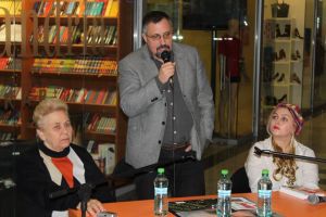 Un senator de Iaşi vine cu propuneri privind acordarea premiului Naţional de Poezie „Mihai Eminescu”. Care sunt acestea!