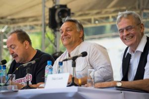 Peste două săptămâni începe tabăra de vară de la Băile Tuşnad. Prezenţa lui Viktor Orban a devenit tradiţie