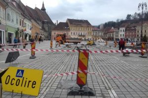 Electrica modernizează reţeaua în zona Pieţei Sfatului