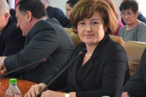 Criză de cadre: De ce nu reuşeşte conducerea CJ să-i găsească înlocuitor Stelei Babău