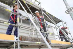 Muncitorul decedat pe şantierul de la AFI Braşov, a căzut de la o înălţime de aproximativ doi metri