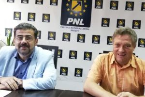 ÎN DIRECT Conferinţă de presă la PNL Braşov. Silviu Costea şi Marius Neculoiu