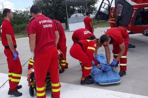 La un pas de moarte din cauza unei înţepături de viespe