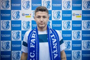 Iulian Carabela, la Farul Constanta. Al cincilea transfer al clubului constantean