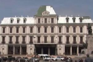 Dezastru la Hotelul Traian ! Celebrele saloane ale hotelului construit de Gustav Eiffel la Iaşi, distruse de soţia lui Vasile Puşcaşu