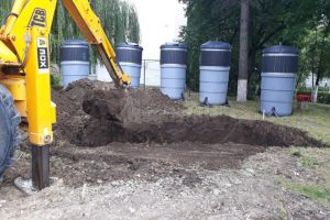 Montarea platformelor de gunoi semiîngropate se va finaliza la jumătatea lunii august