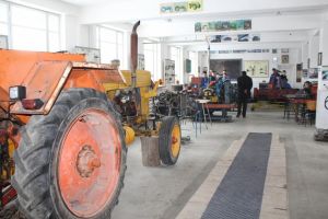 Senatorul PSD Lucian Trufin: Absolvenţii învăţământului agricol reprezintă viitorul satului românesc