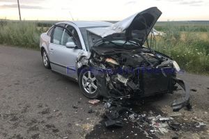 FOTO! Accident grav, vineri seară, în judeţul Botoşani. Un jandarm, soţia şi cei doi copii au ajuns la spital