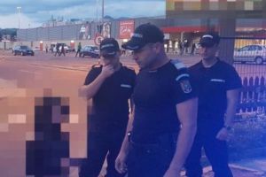 De mână cu Jandarmii, înapoi la mami!