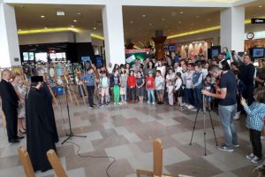 Peste 140 de lucrări, realizate de cei 105 copii aflaţi în Tabăra de creaţie „Micii ...