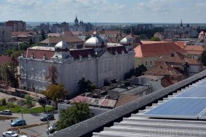 Banii pentru reabilitarea fostei Policlinici Mari din Oradea se lasă aşteptaţi. CJ Bihor licitează din fonduri proprii serviciile de proiectare
