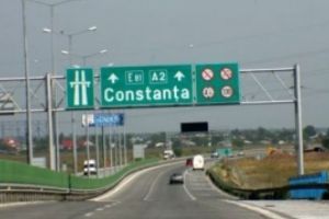 ATENȚIE ȘOFERI Carburanţii sunt mai scumpi în benzinăriile de pe Autostrada Soarelui